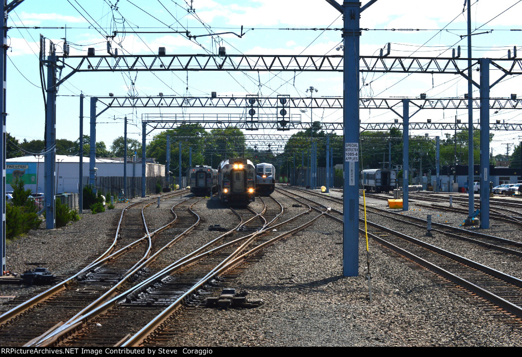NJ Transit Train # 3262 Exits yard track #3 